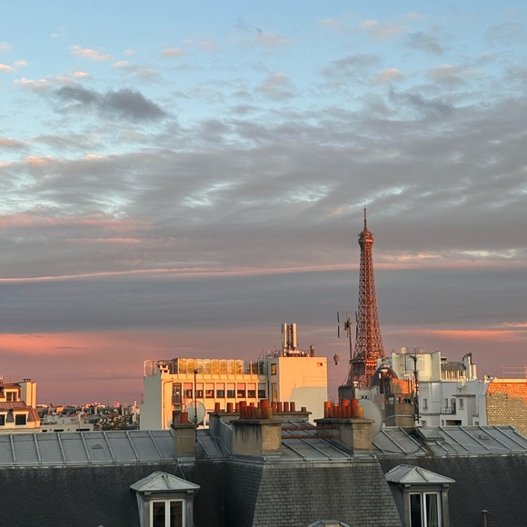 Meet your Posher, Britney - Picture 5 of 9